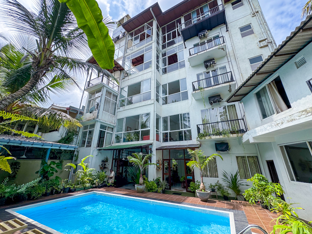 Rent Room in the hotel with pool, Dalawella, Sri Lanka | Book from $650/month