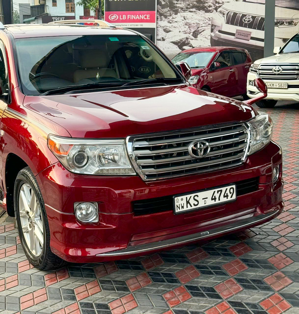 Toyota Land Cruiser 200 Car Rental, Colombo, Sri Lanka, $150 per day – car rental in Sri Lanka