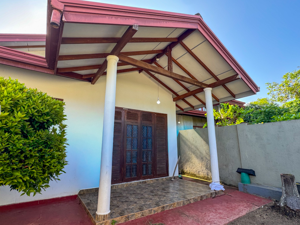 3-bedroom house for sale, Mirissa, Sri Lanka |  $64 000